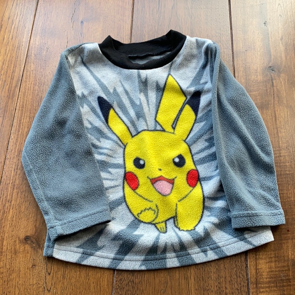 Pokémon / Pikachu Pajamas size